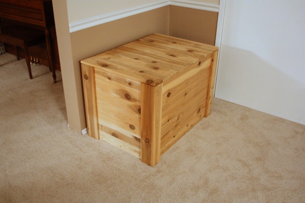 Cedar Wood Chest